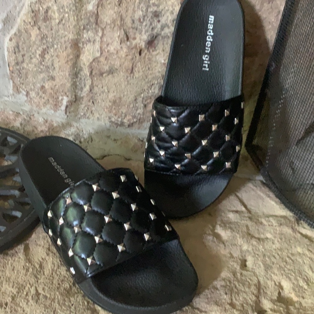Madden girl black slides, studded soft upper, NWOT